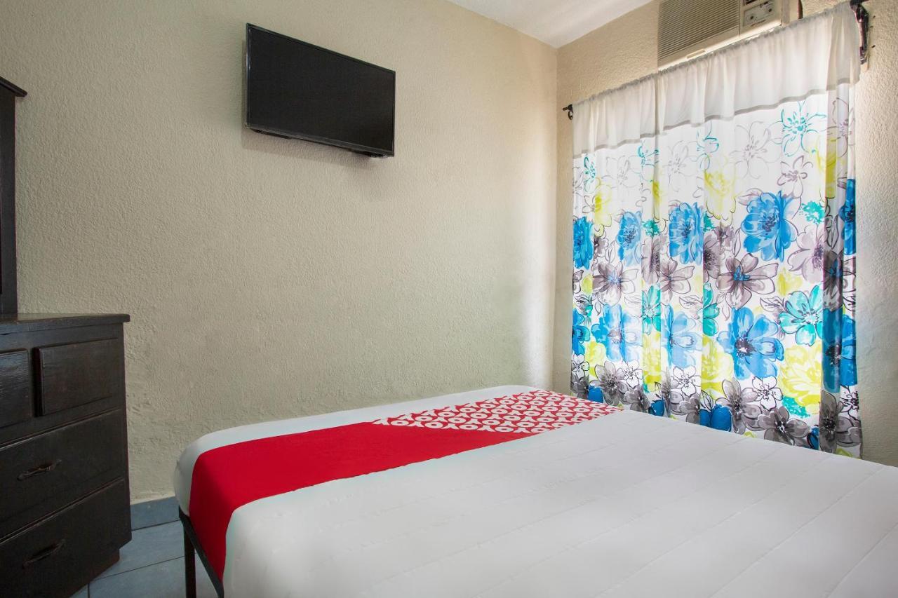Oyo Casa De Huespedes San Jose Hotel Guaymas Bagian luar foto